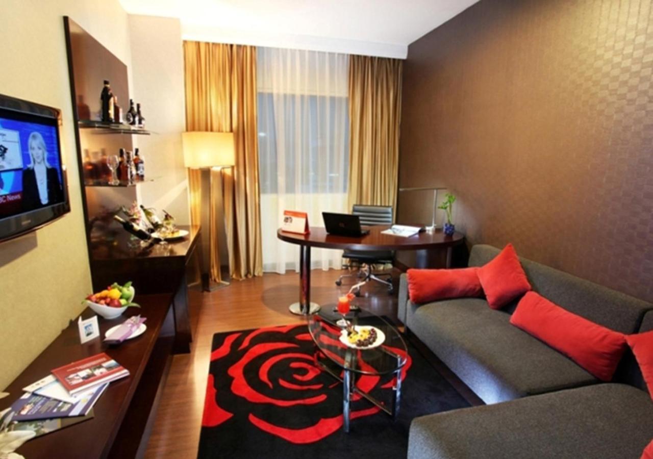 Swiss-Belhotel Ambon Exterior foto